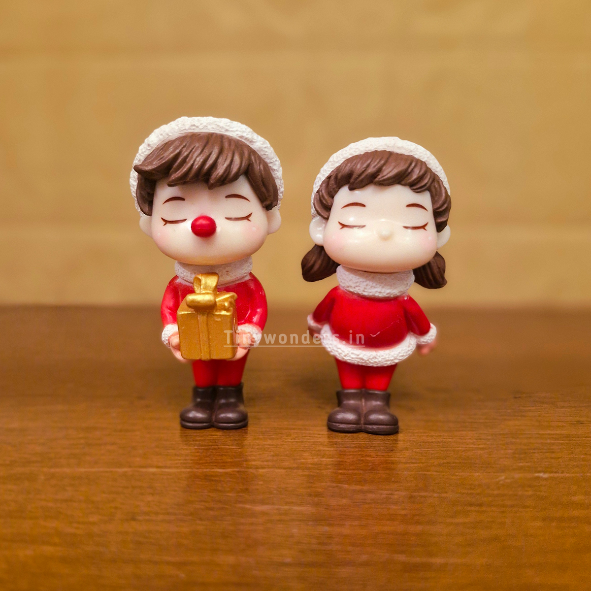 #613 Christmas Miniature Couple ( Per Pair )