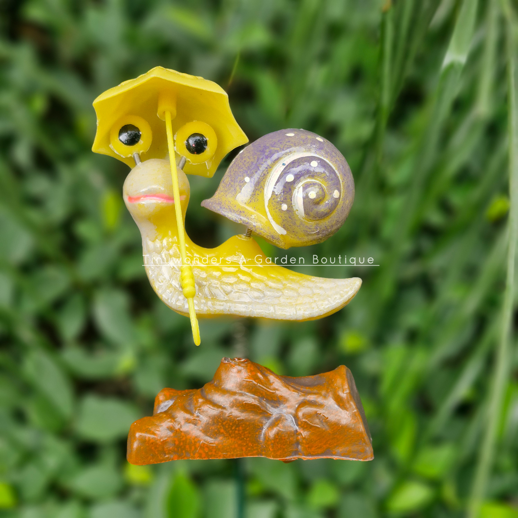 #S52 Snail With Umbrella ( Set Of 2 ) Random Colour