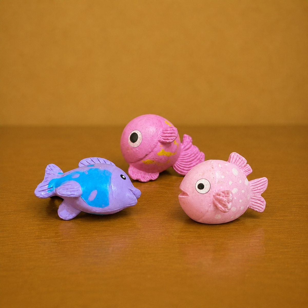 #337 Miniature Animated Fish ( Set of 2 ) Random Colour