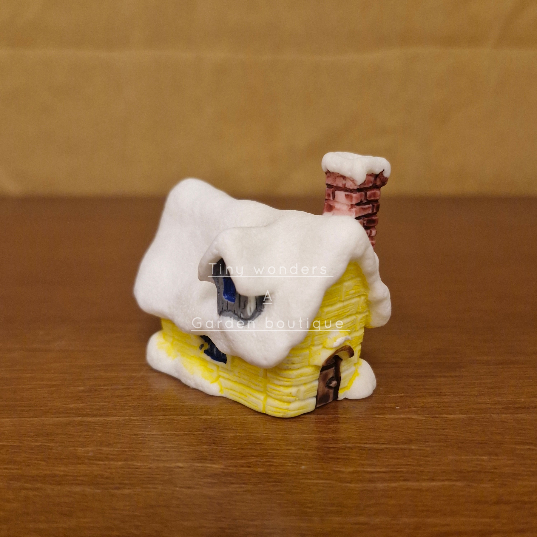 #113 Miniature Snow House (PER UNIT) Random Colour