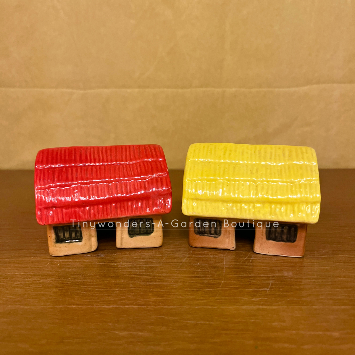 #C28 Big hut ( Per Unit ) Random Colour