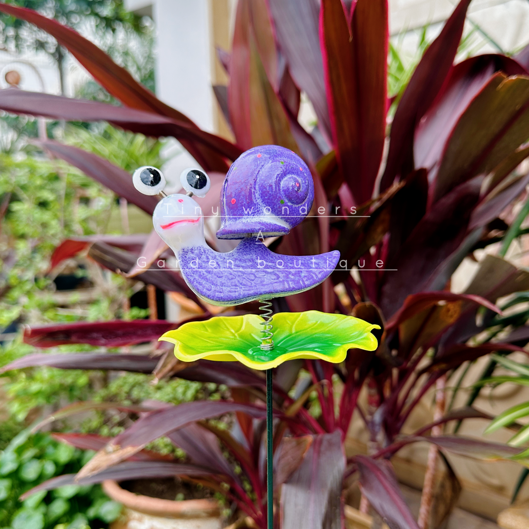 #S05 Charming Eyes Snail Stick ( Set Of 2) random colour
