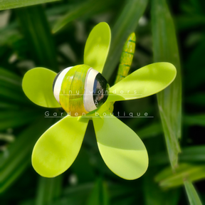 #S39 Bubbly Eyes Bee Stick With Fan ( Set Of 2 ) Random Colour