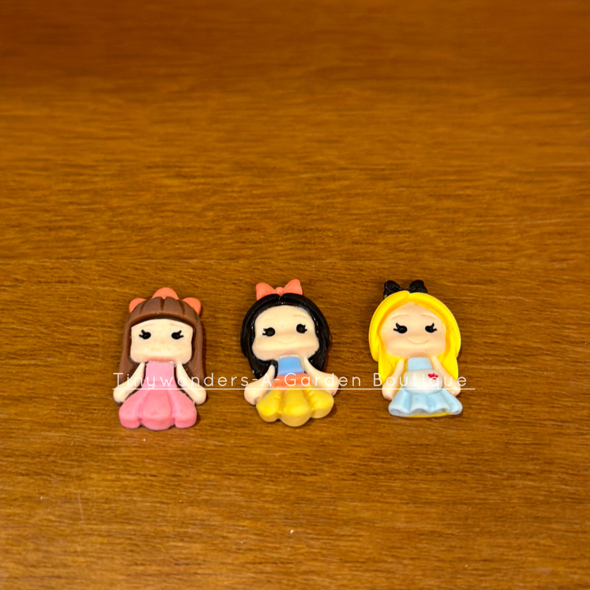 #357 Miniature Craft Girl (PER UNIT)