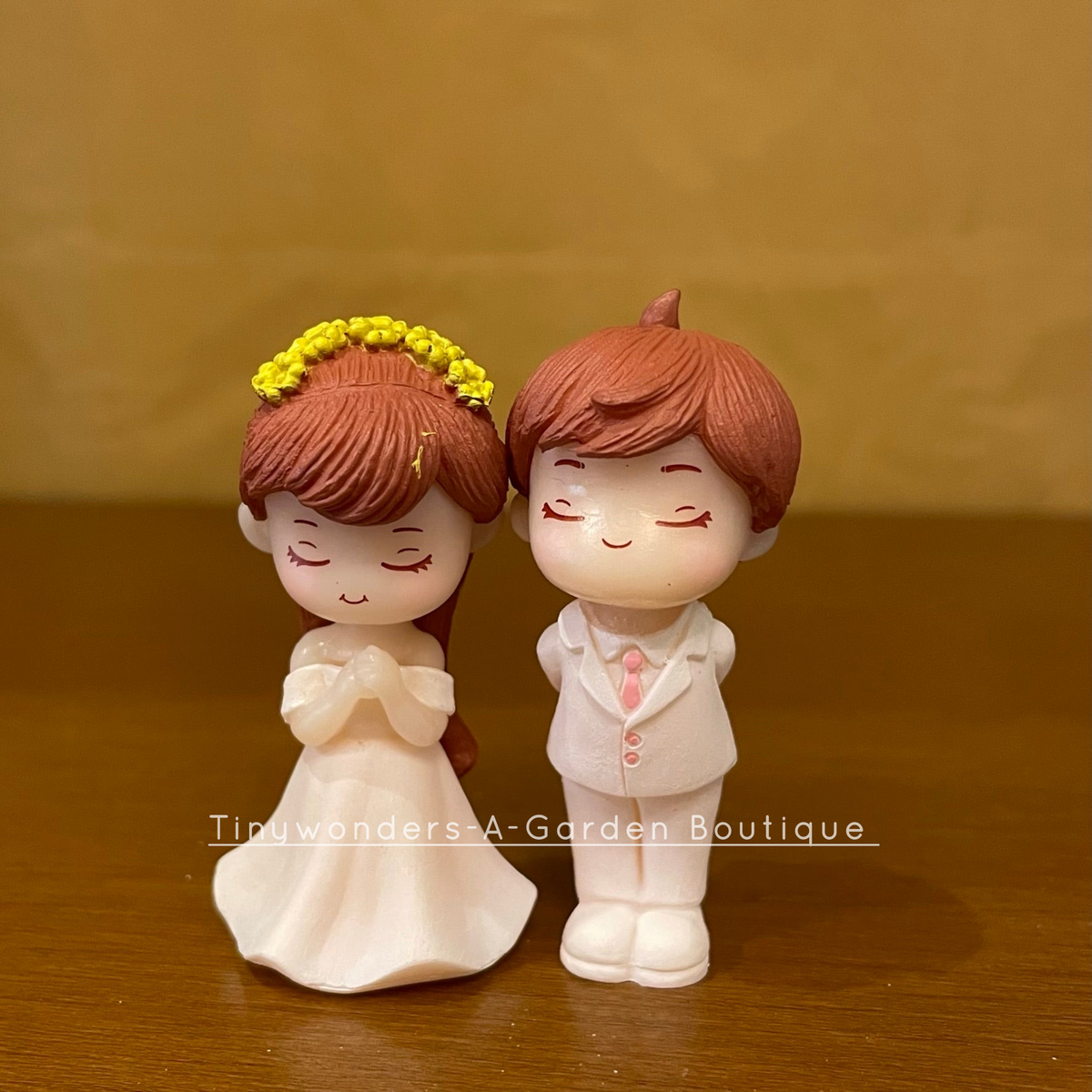 #375 Miniature Surprise Couple (PER PAIR)