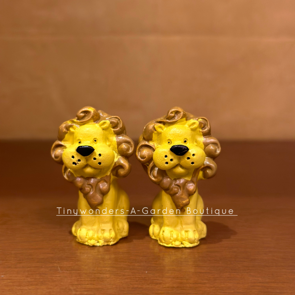 #381 Miniature Lion (PER UNIT)