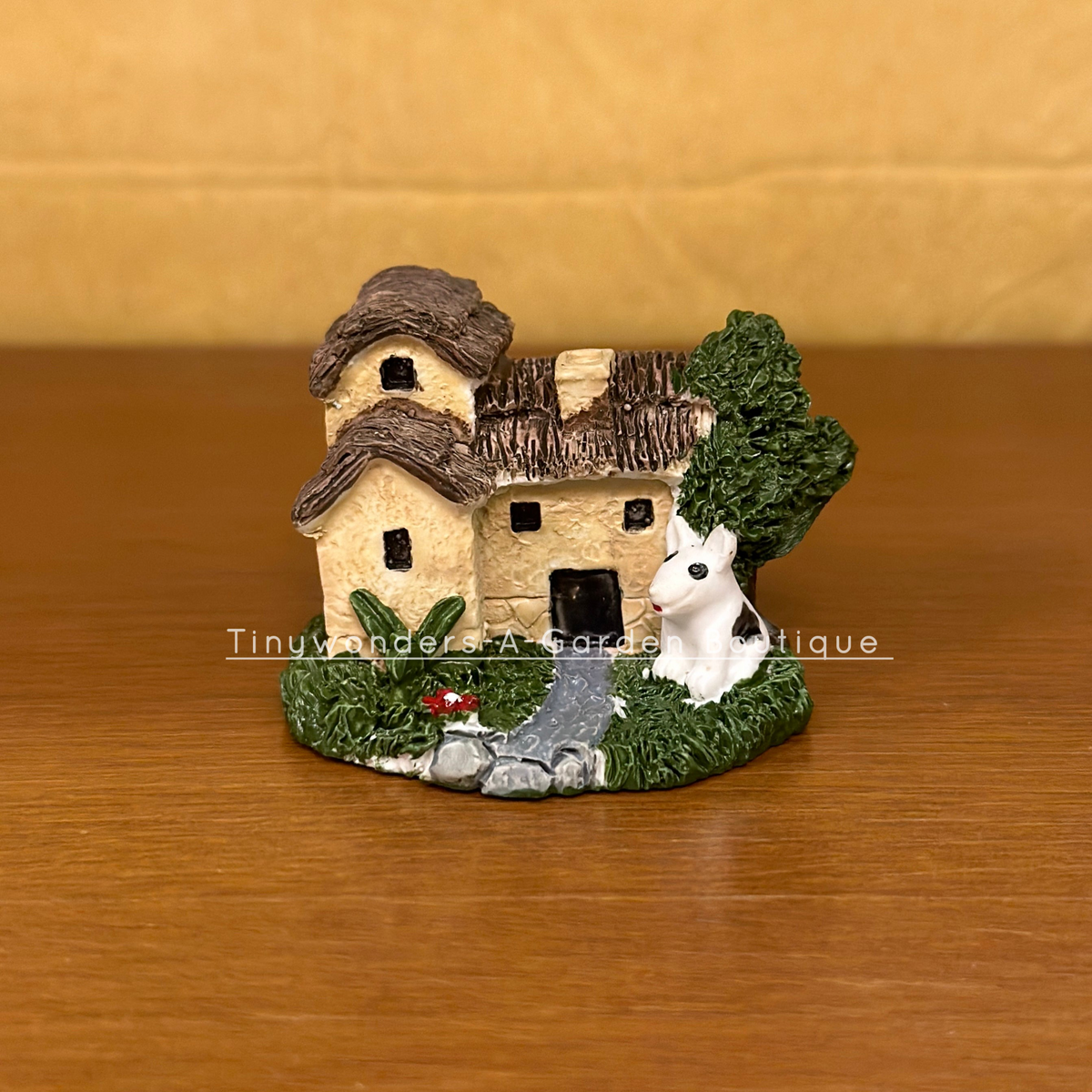 #414 Miniature House With Dog (Per Unit)