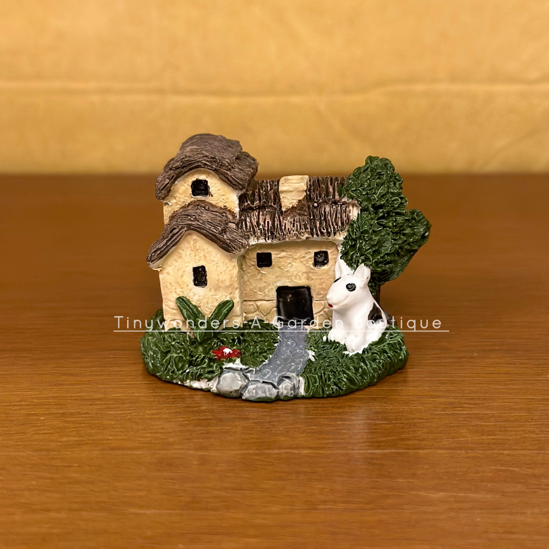 #414 Miniature House With Dog (Per Unit)