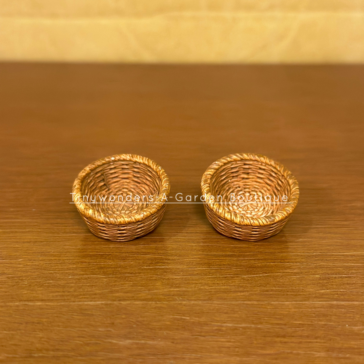 #422 Miniature Basket (Per Unit)