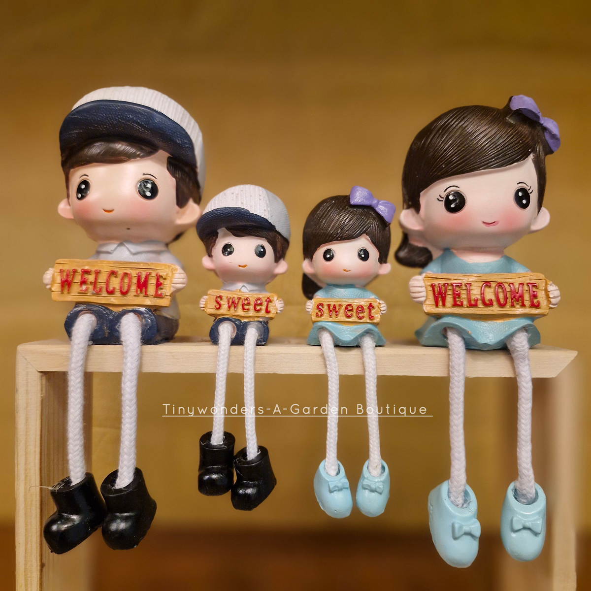 #488 Welcome Family (Set of 4)