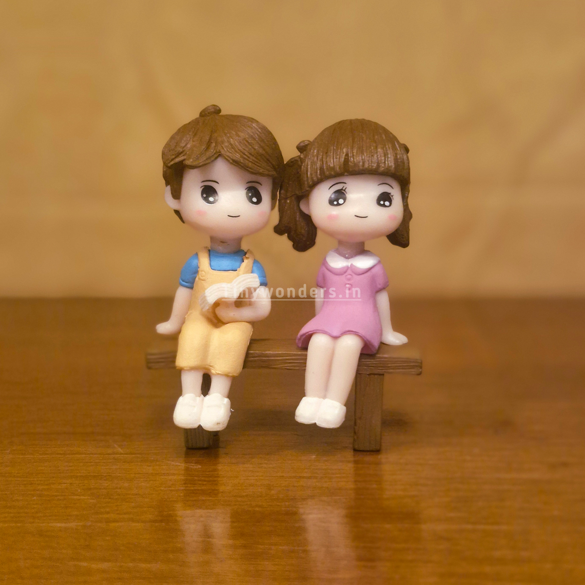 #443 Miniature New Couple (Per Couple) Random Colour