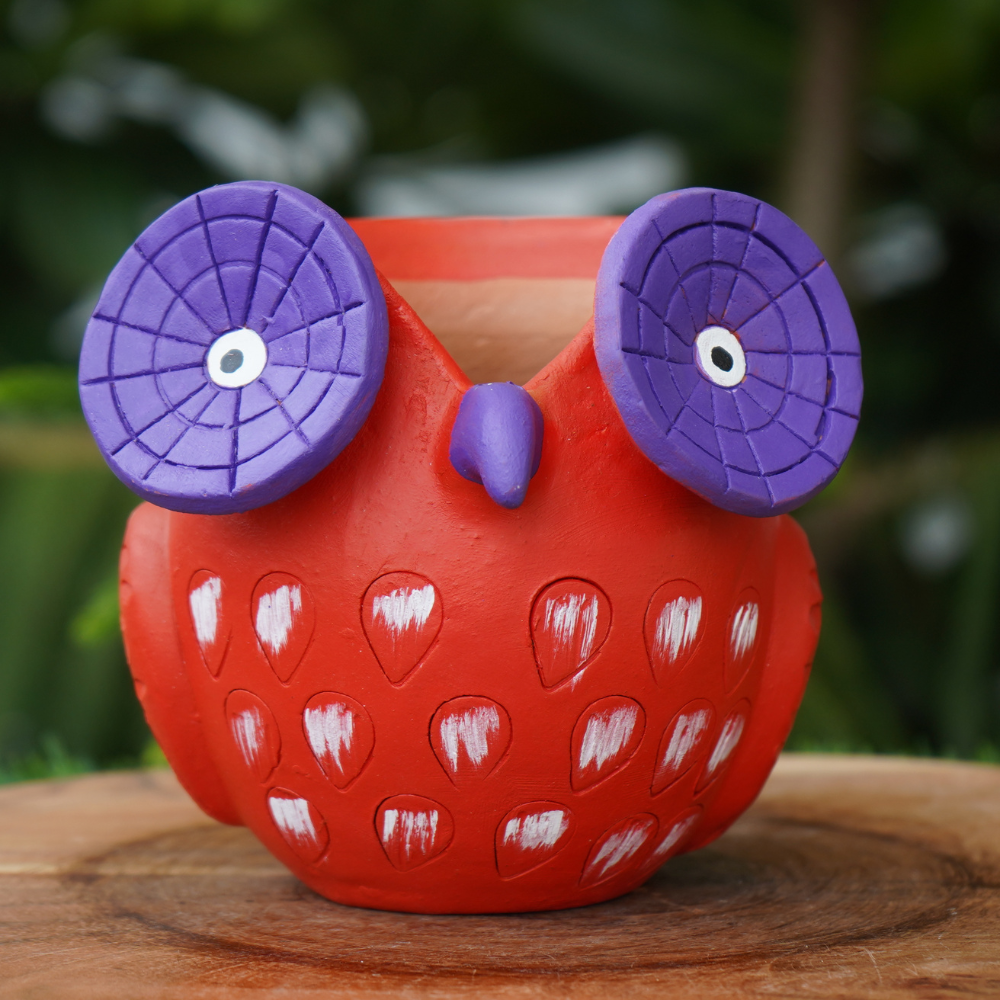 Red owl planter