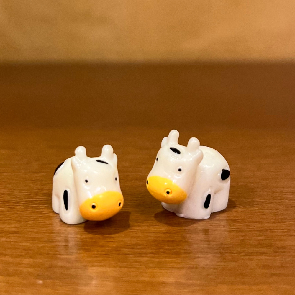 #104 Cow (Set Of 2 )