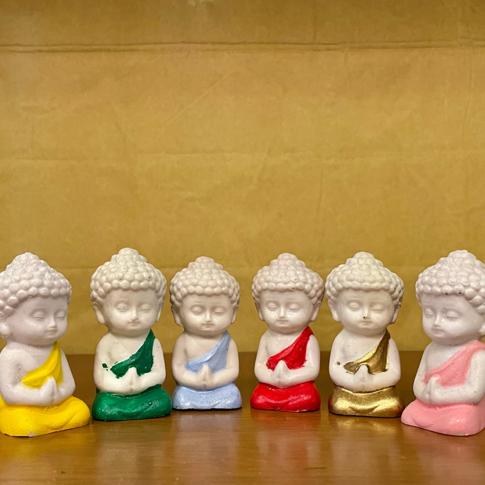 #175 Meditating Buddha ( set of 2 ) random colour