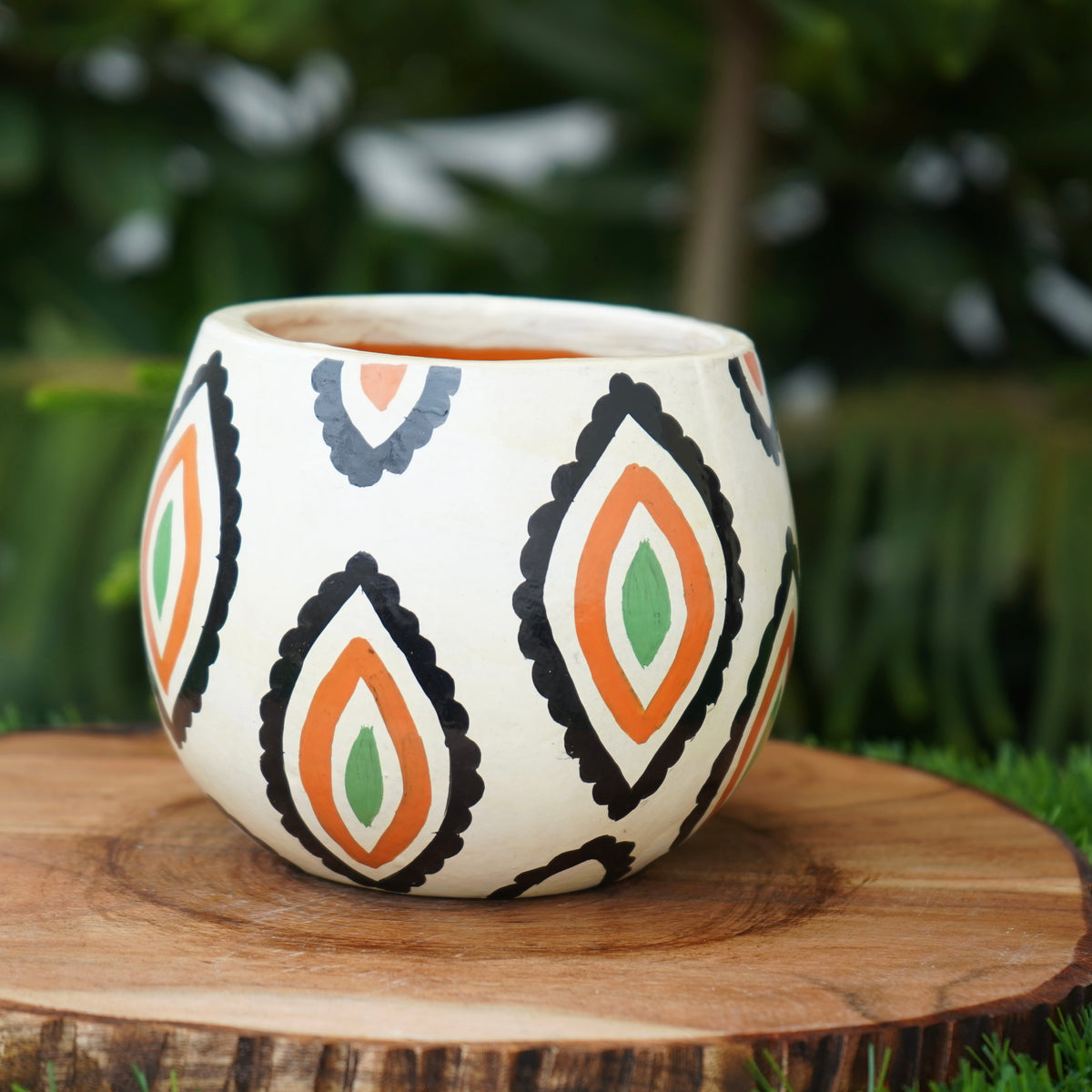 White print Terracotta planters